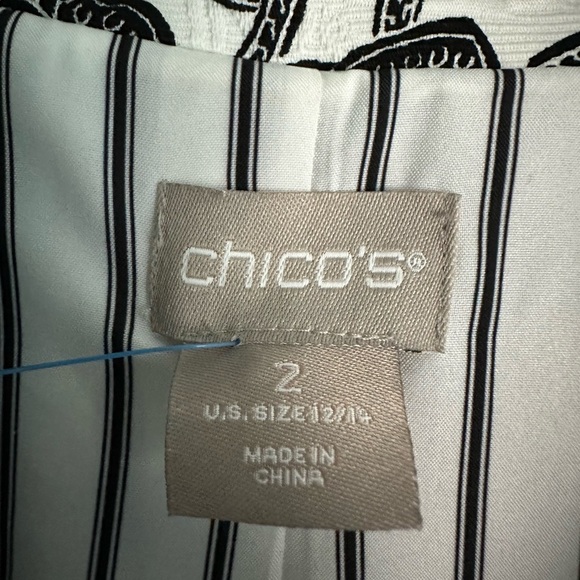 Chicos Size 2 Pleat-Black & White Patterned 3/4 Sleeve Jacket Women’s Size 12/14 - Picture 2 of 6